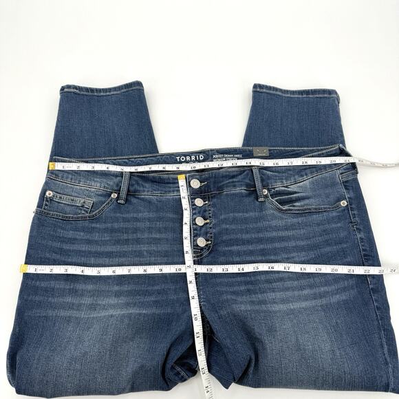 Torrid Perfect Skinny Ankle Jeans Women’s 22R Blue Premium Stretch Mid-Rise NWT - Picture 9 of 9